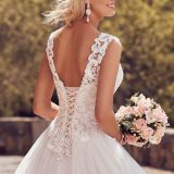 y22044csv__ivory_b__c.740