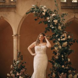 Disney Fairytale Weddings: D371 Elevated Sleeping Beauty