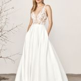 Chloe 44392