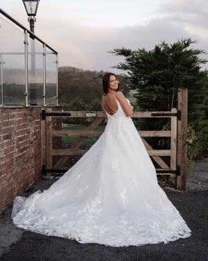 British Bridal: WD156